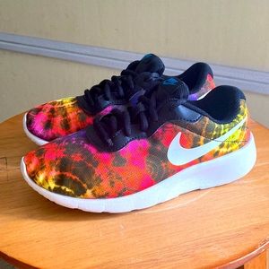 nike tanjun rainbow